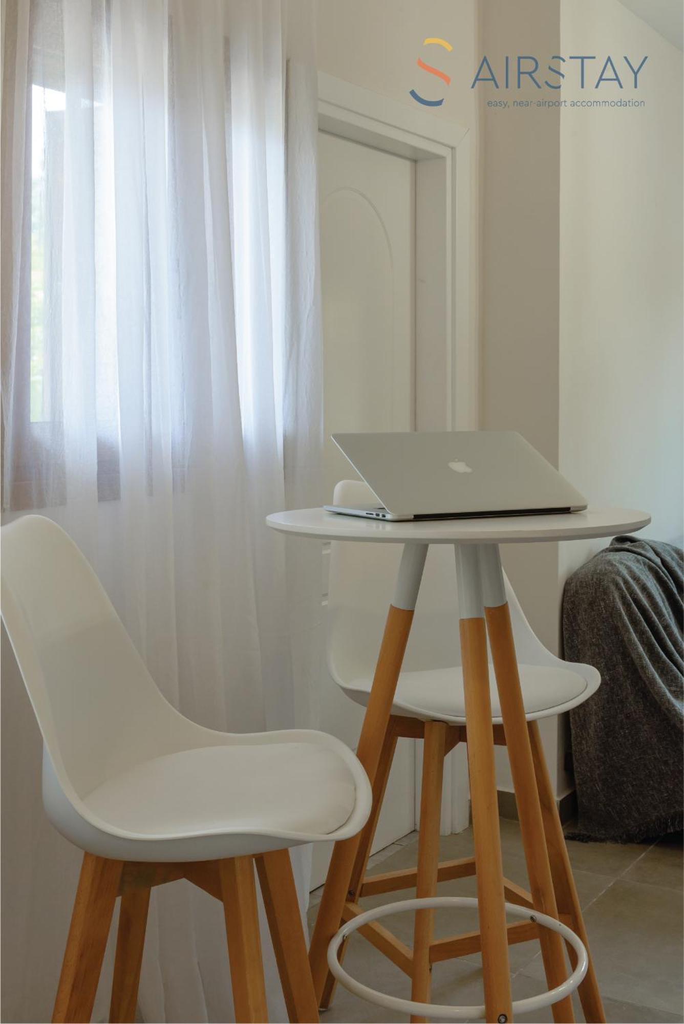 Ryze Apartments Airport By Airstay Artemida  Dış mekan fotoğraf