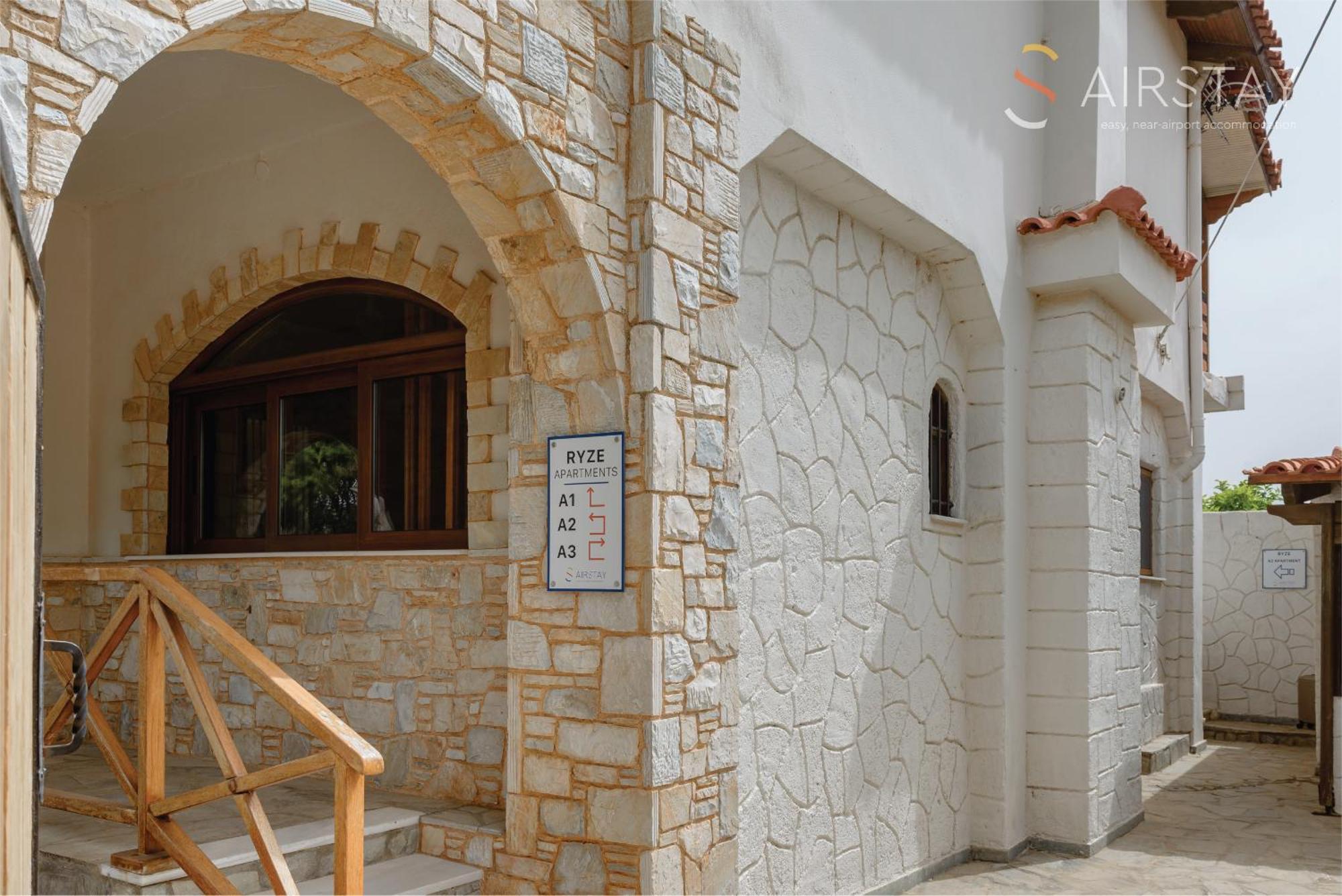 Ryze Apartments Airport By Airstay Artemida  Dış mekan fotoğraf
